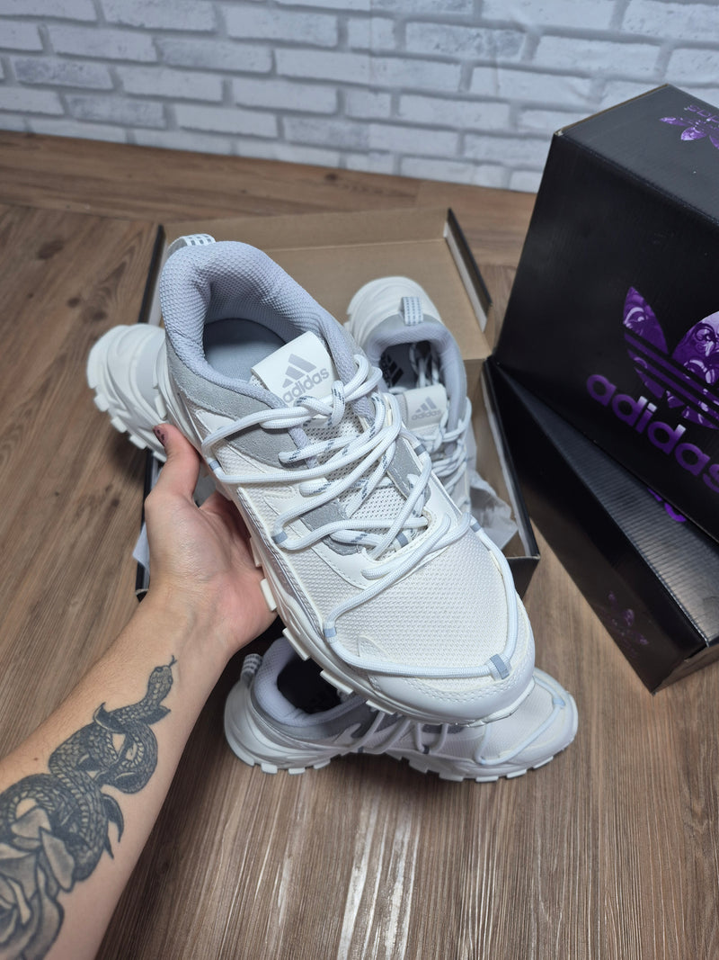 Tênis Adidas Urban Two Pro