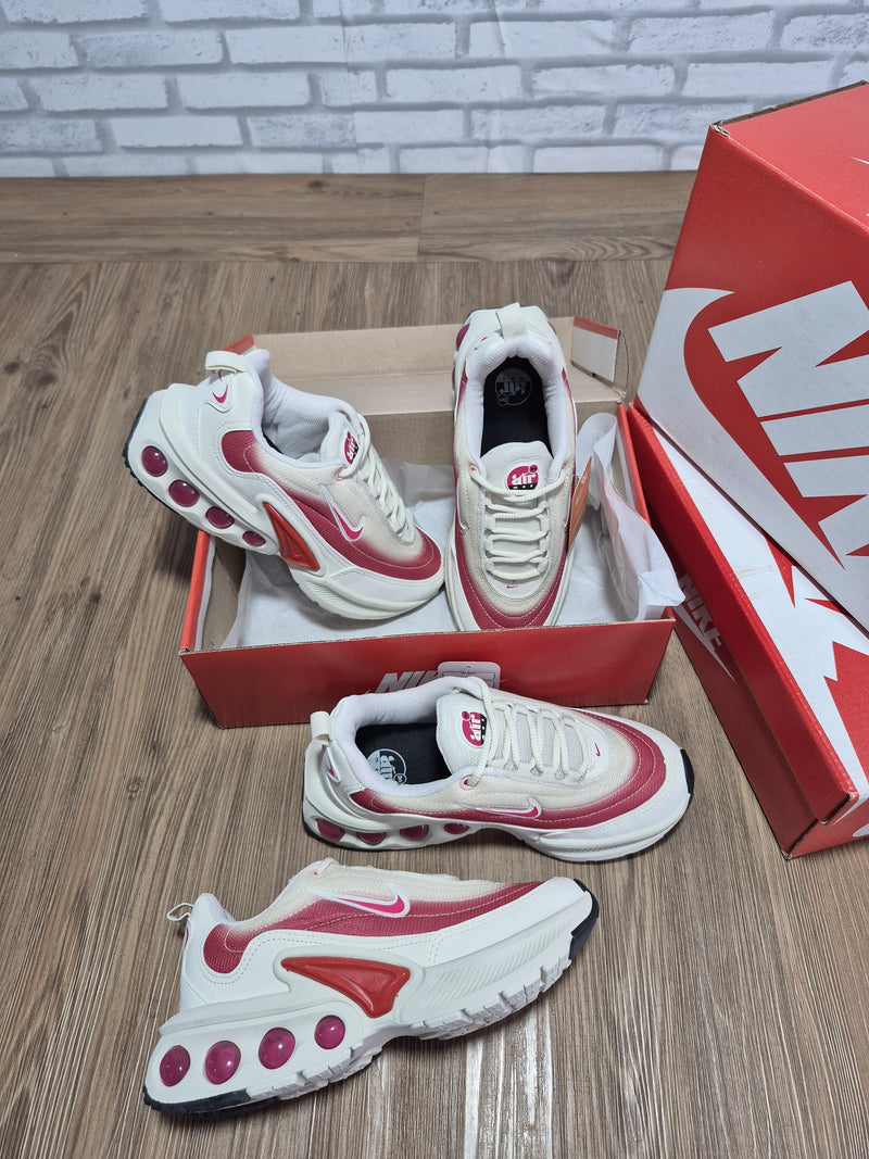 Tênis Nike Air Max DN Feminino
