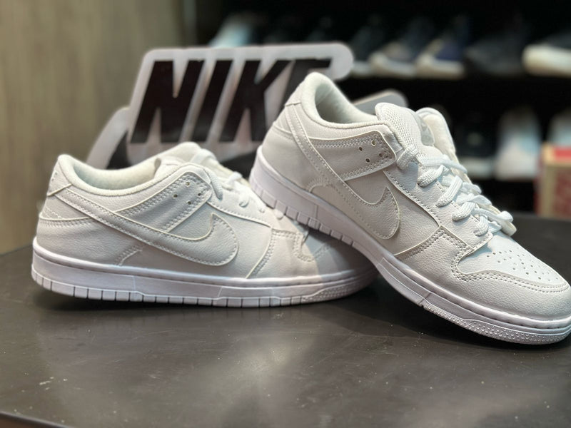 Tênis Nike Dunk Low Pro