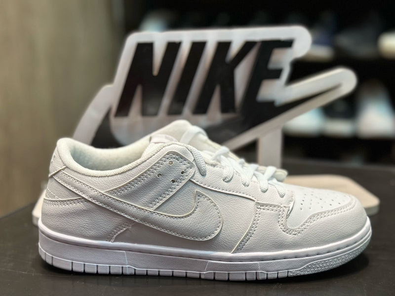 Tênis Nike Dunk Low Pro