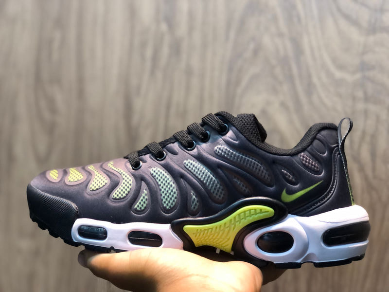 Tênis Nike Air Max Plus Drift