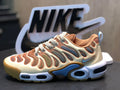 Tênis Nike Air Max Plus Drift