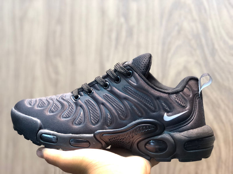 Tênis Nike Air Max Plus Drift