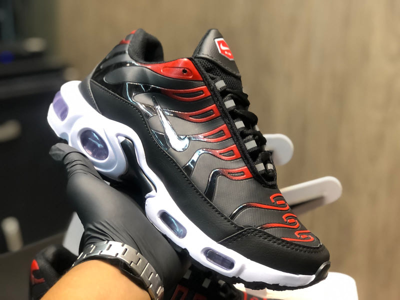 Tênis Nike TN Plus 900