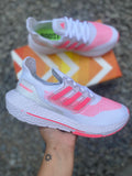 Tênis Adidas UltraBoost Feminino