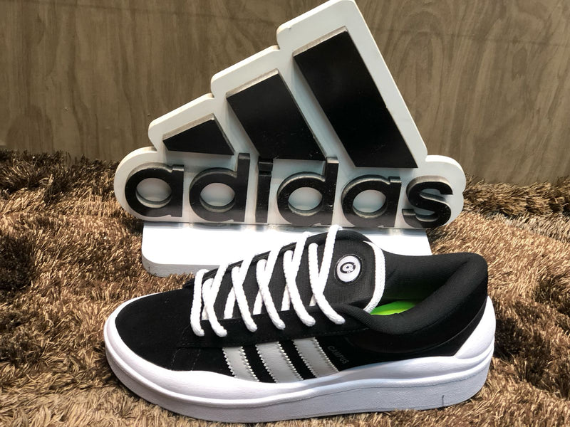 Tênis Adidas Campus Bad Bunny