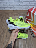 Tênis Adidas UltraBoost Feminino