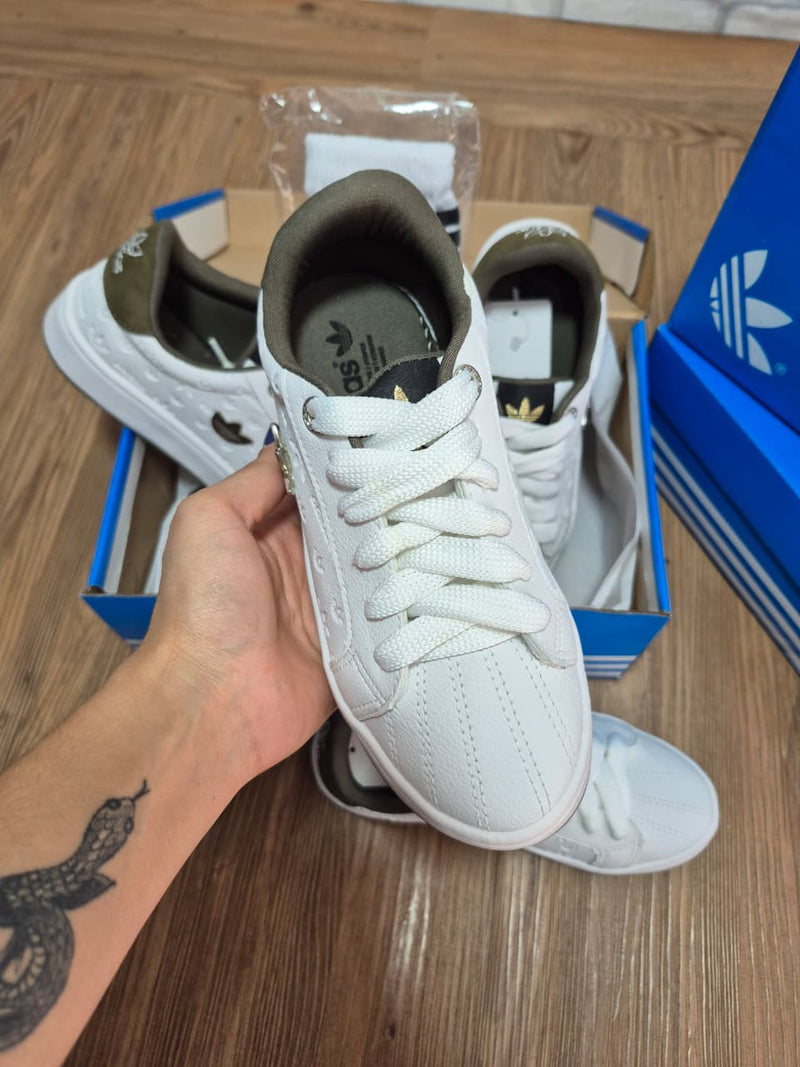Tênis Lançamento Adidas 900 Ladies + Meia Adidas