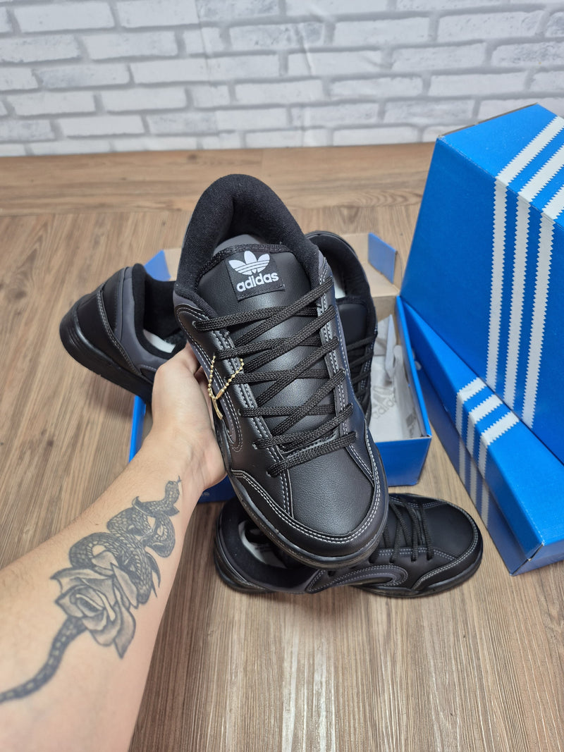 Tênis Adidas Originals