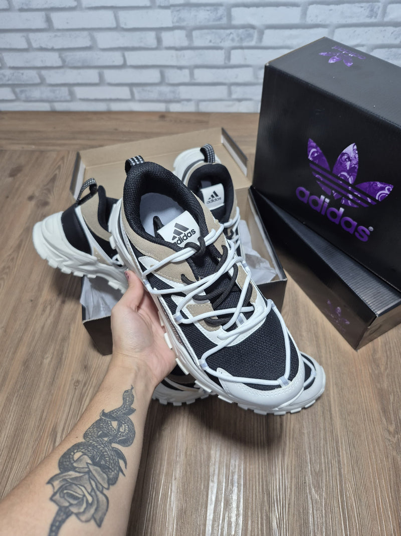Tênis Adidas Urban Two Pro