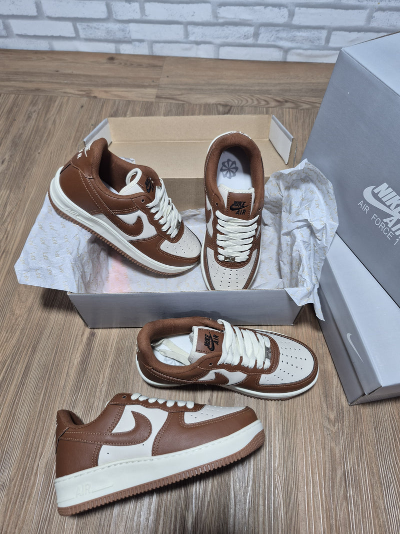 Tênis Air Force Cacau Feminino