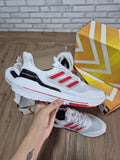 Tênis Adidas UltraBoost Masculino