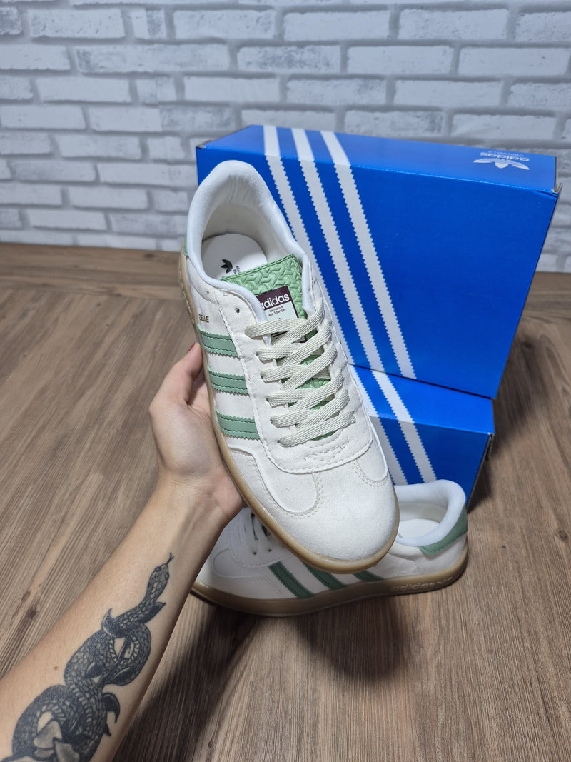 Adidas Gazelle Couro Feminino