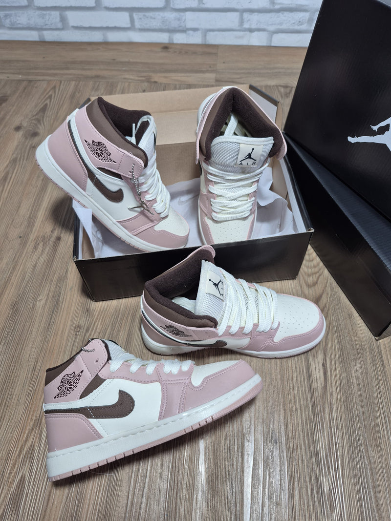 Tênis Nike Air Jordan 1 Cano Alto Unissex