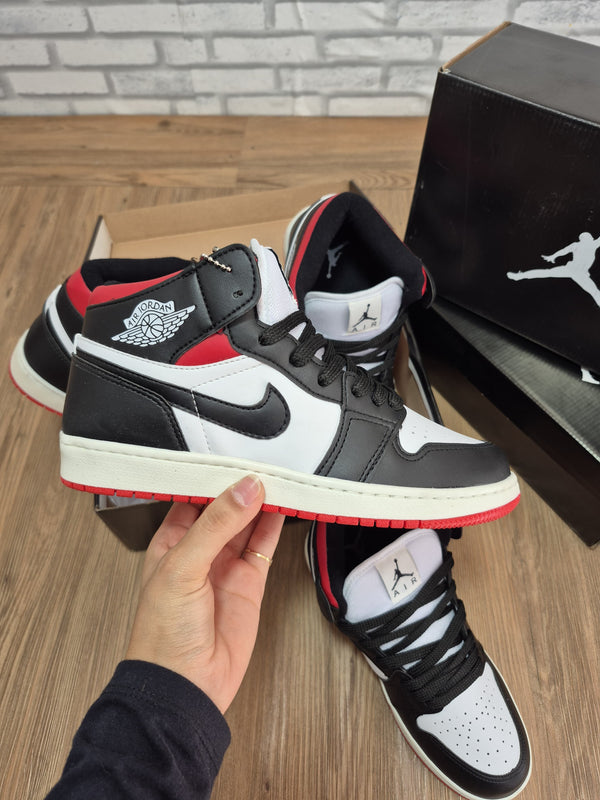 Tênis Nike Air Jordan 1 Cano Alto Unissex
