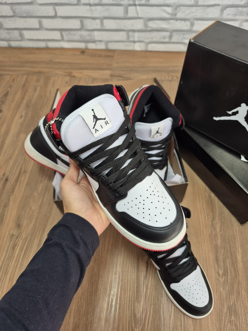 Tênis Nike Air Jordan 1 Cano Alto Unissex