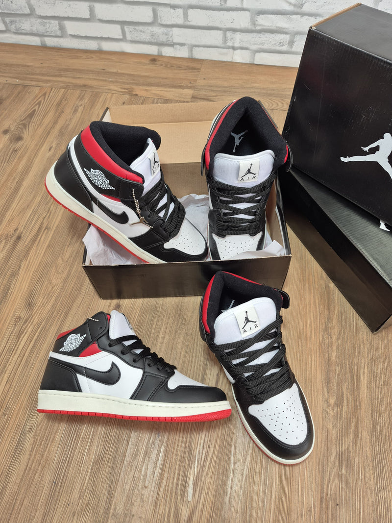 Tênis Nike Air Jordan 1 Cano Alto Unissex