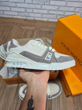 Tênis Lançamento Louis Vuitton LV Trainer Cravejado