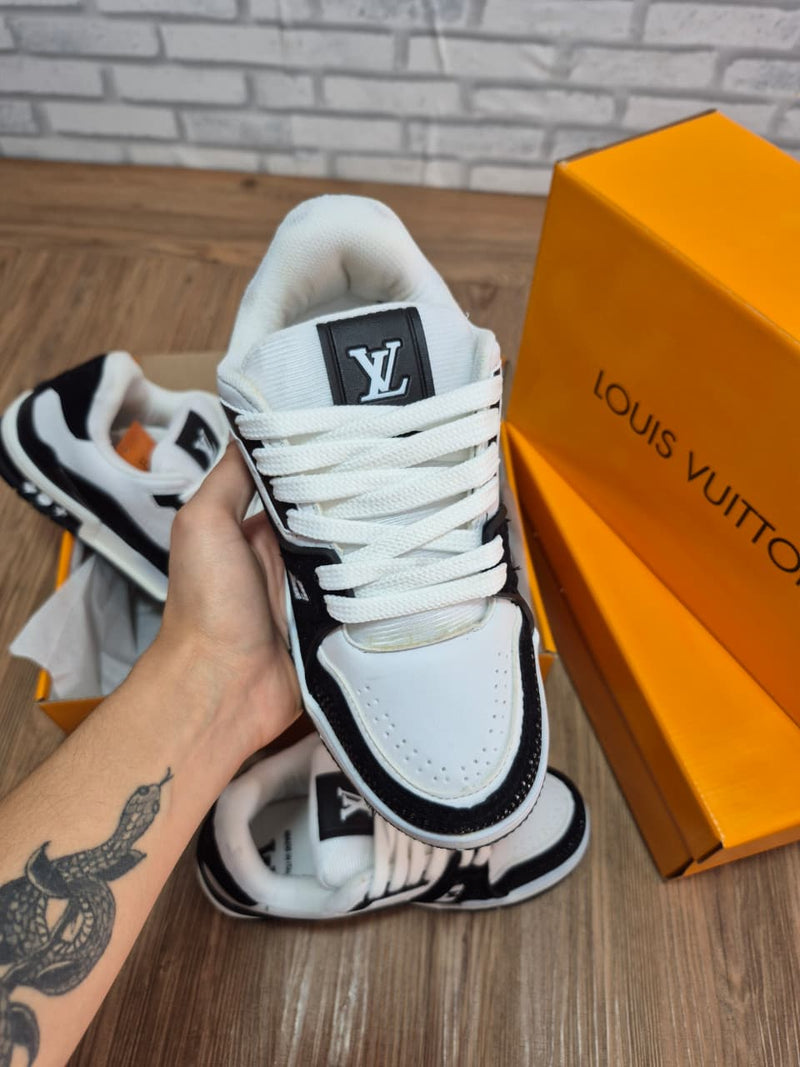 Tênis Lançamento Louis Vuitton LV Trainer Cravejado