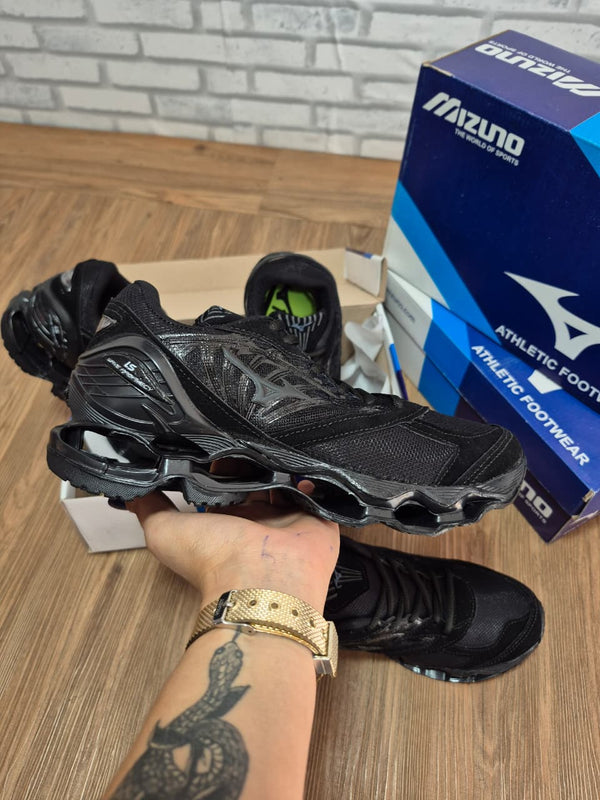 Mizuno Wave Prophecy LS