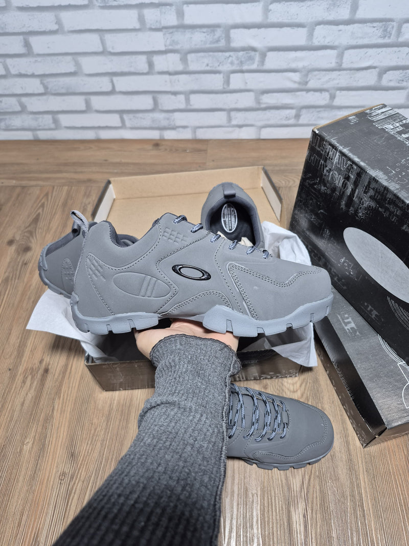Tênis Oakley Flak Couro Camurça