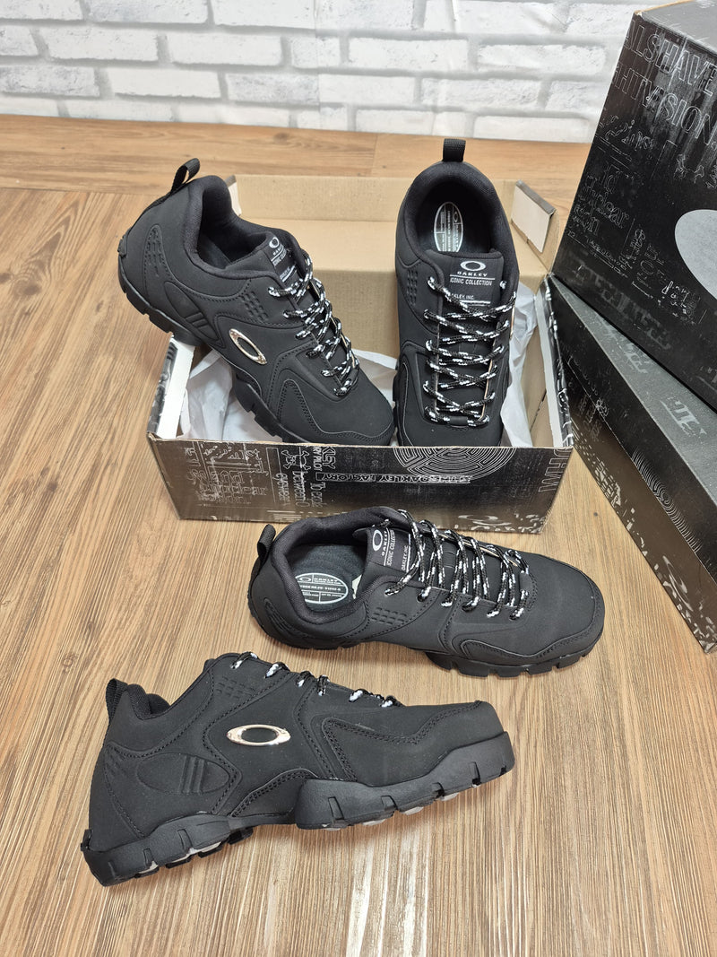 Tênis Oakley Flak Couro Camurça