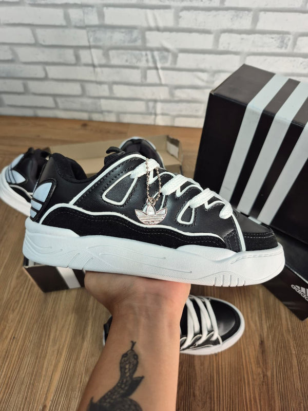 Lançamento Adidas Oziris