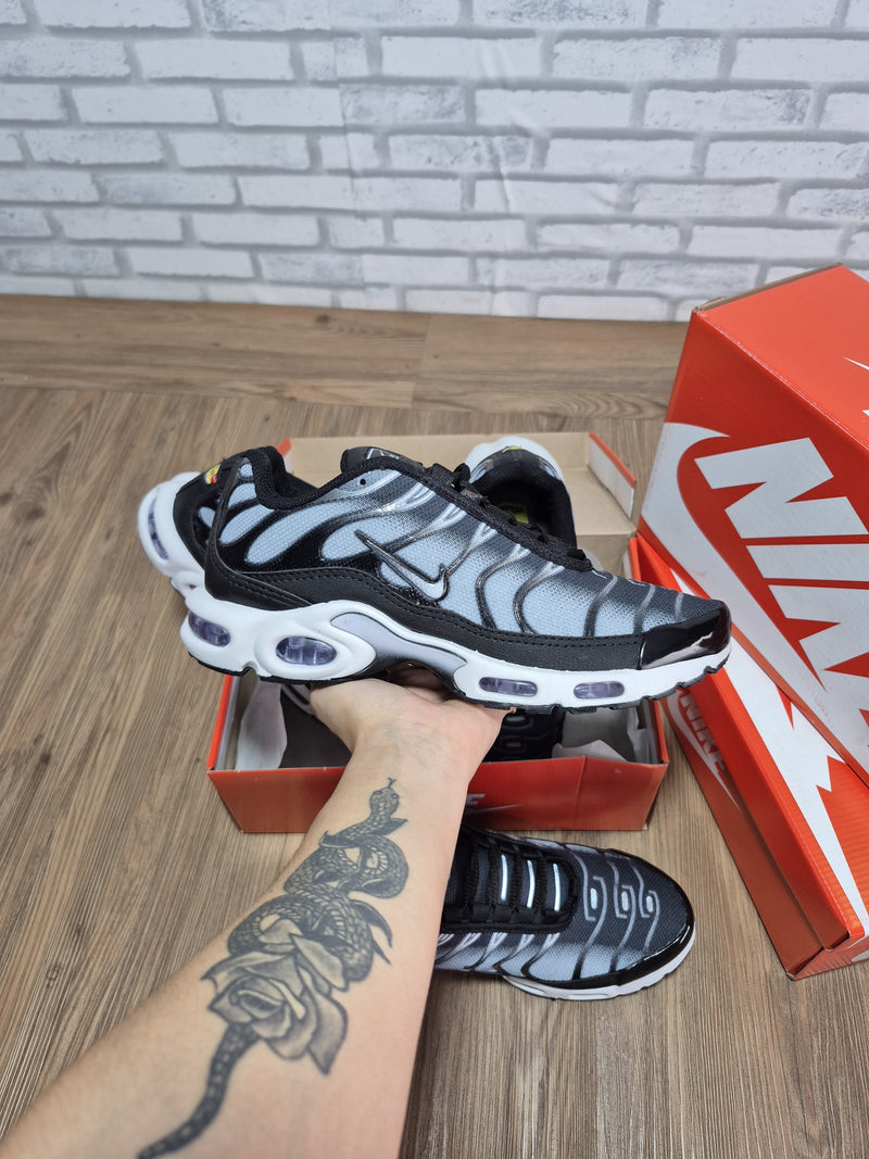 Tênis Lançamento Nike Air TN 2