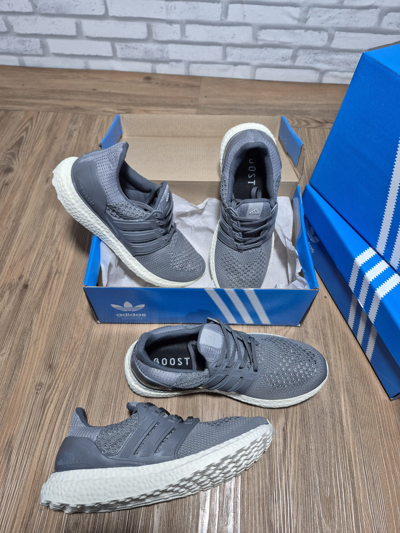 Tênis Adidas Ultraboost 1.0 E.V.A Masculino
