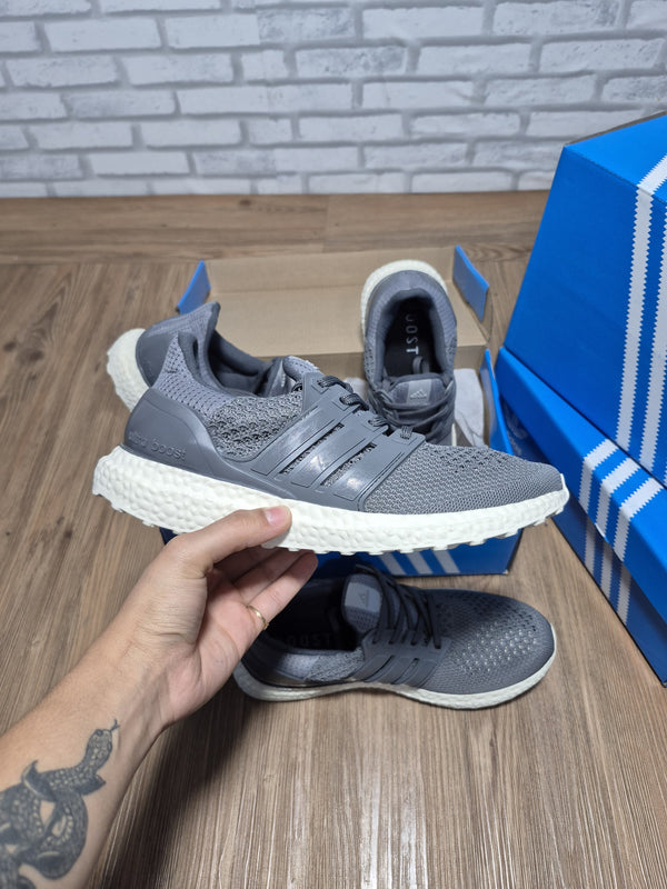 Tênis Adidas Ultraboost 1.0 E.V.A Masculino