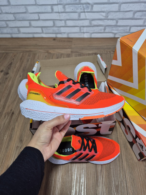 Tênis Adidas UltraBoost Masculino