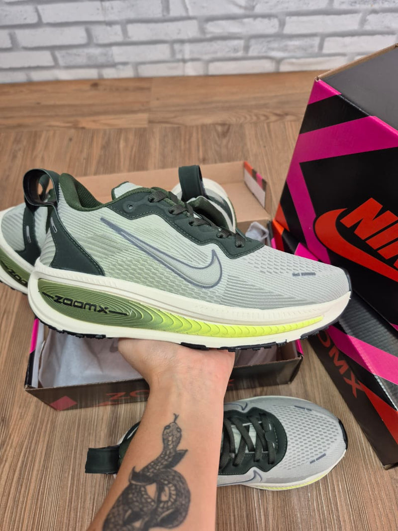 Tênis Lançamento Nike Zoom Vomero 18 Masculino