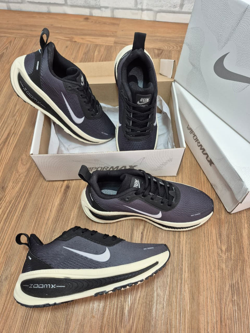 Tênis Lançamento Nike Zoom Vomero 18 Masculino